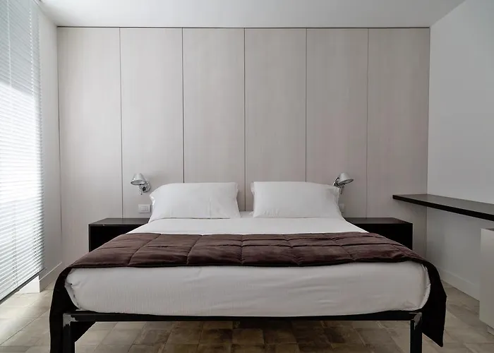 Nene-il Vicolo And Белладжо