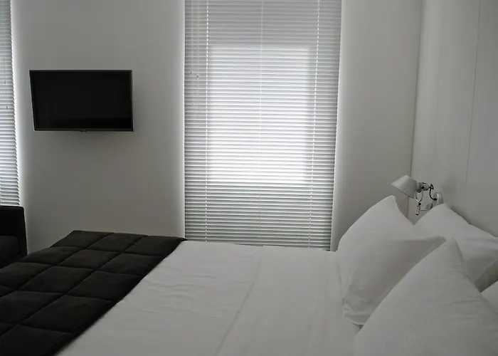 Nene-il Vicolo And Гостевой дом Белладжо