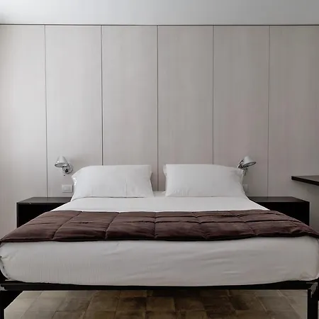 Nene-il Vicolo And 贝拉焦