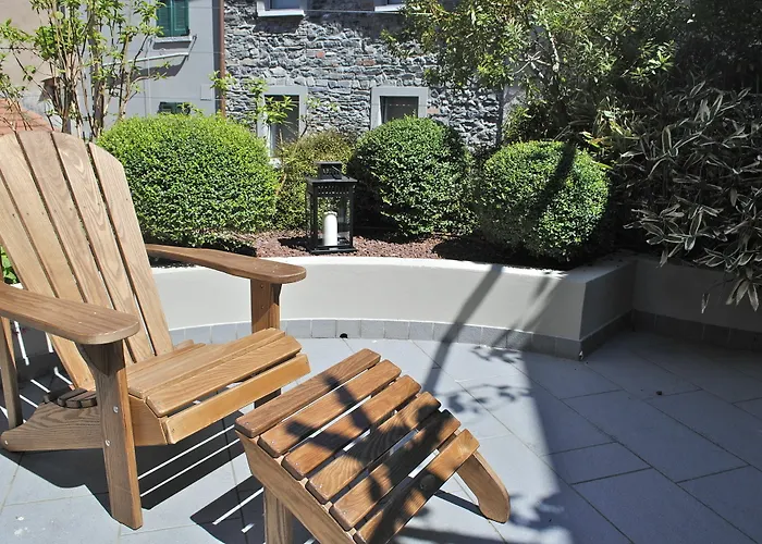 Nene-il Vicolo And Bellagio